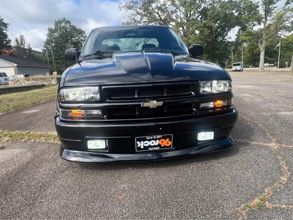 1999 Chevrolet S-10 - Image 8 of 12
