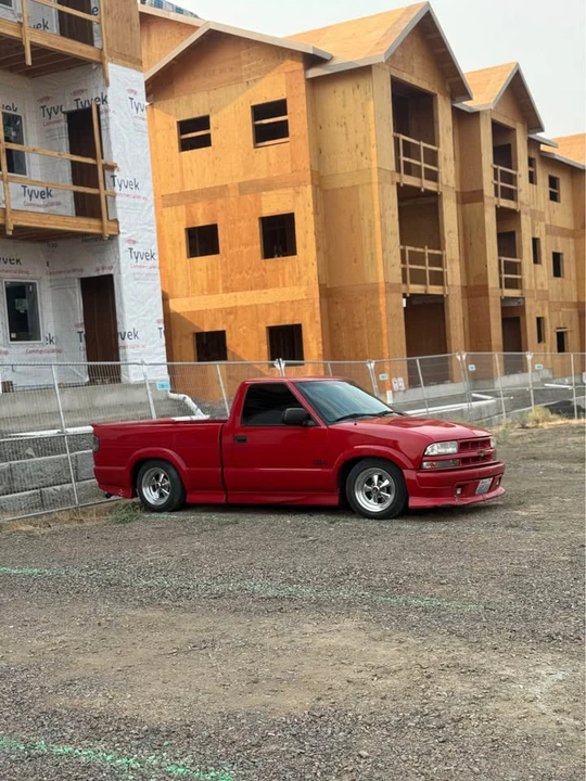 1999 Chevrolet S-10 - Image 7 of 8