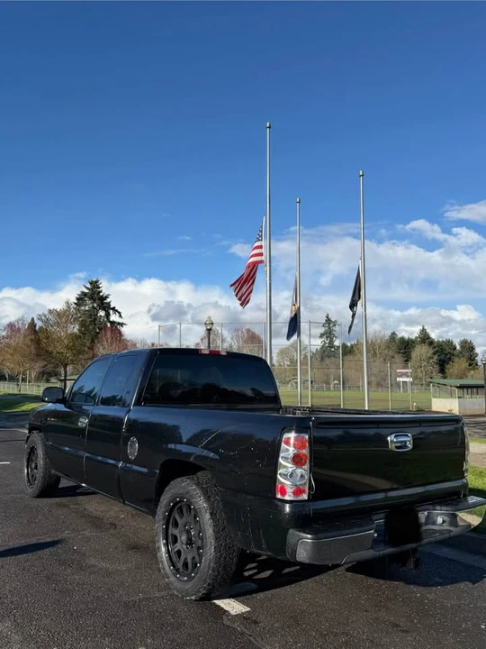 1999 Chevrolet Silverado 1st Gen - Image 8 of 9