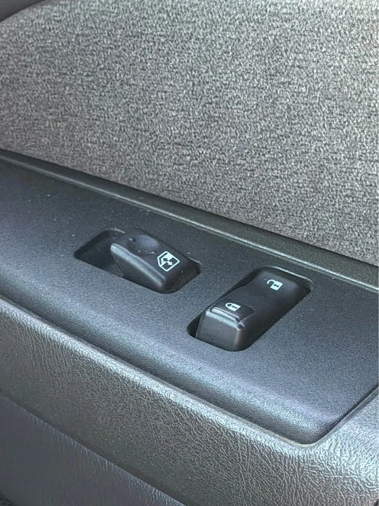 1999 Chevrolet SS - Image 15 of 19