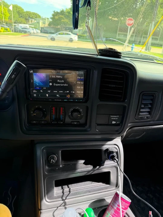 1999 Chevrolet SS - Image 12 of 19