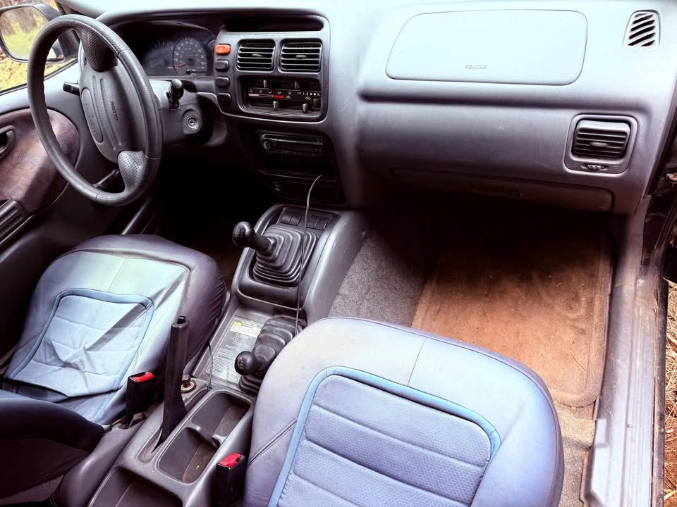 1999 Chevrolet Tracker - Image 6 of 6