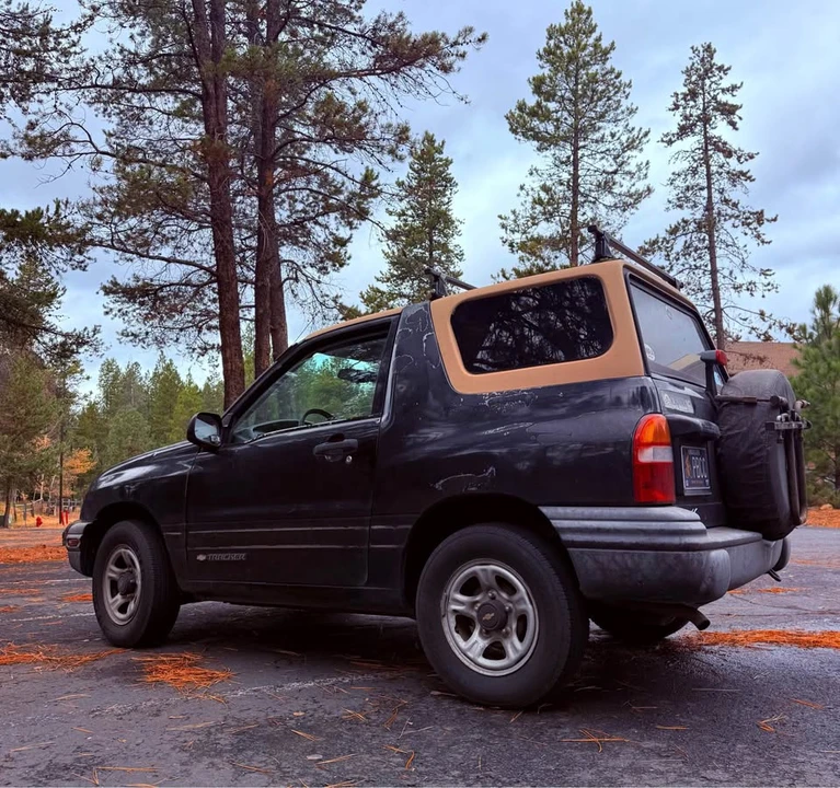 1999 Chevrolet Tracker - Image 2 of 6