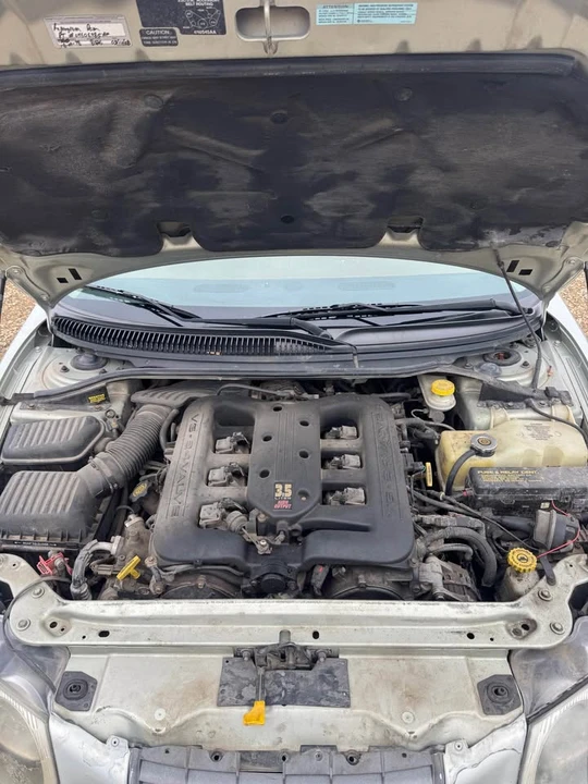 1999 Chrysler 300 - Image 12 of 12