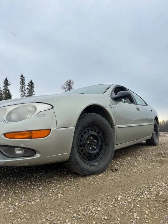 1999 Chrysler 300 - Image 3 of 12