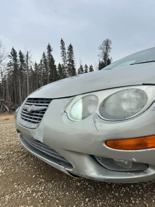 1999 Chrysler 300 - Image 8 of 12