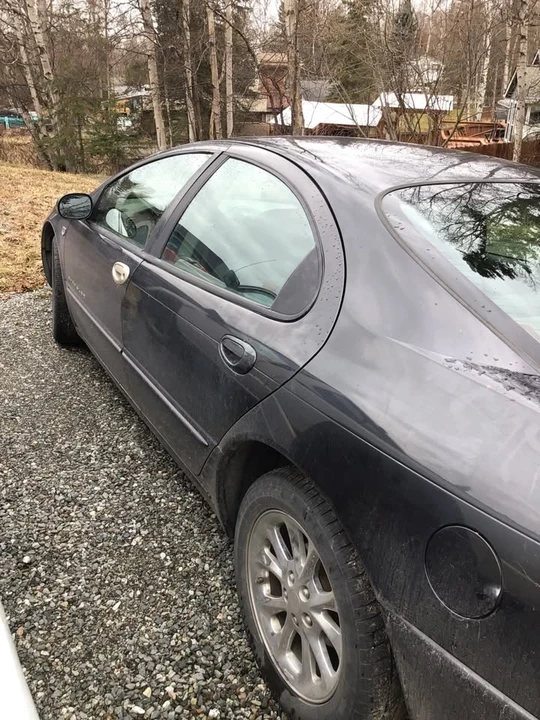 1999 Chrysler 300 - Image 4 of 7