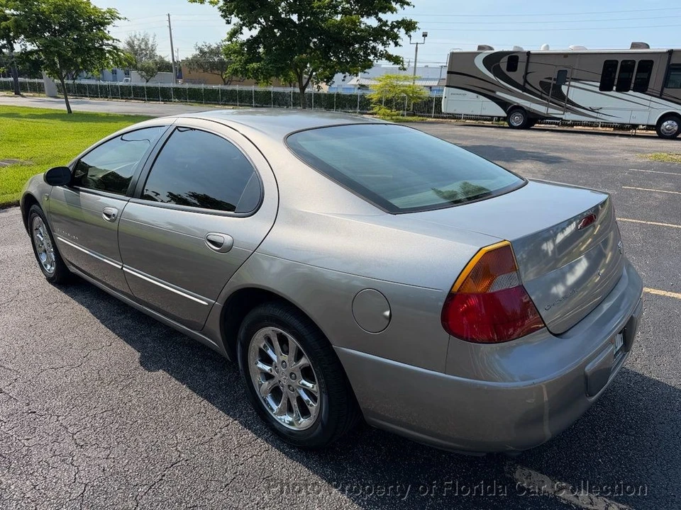 1999 Chrysler 300 - Image 3 of 12