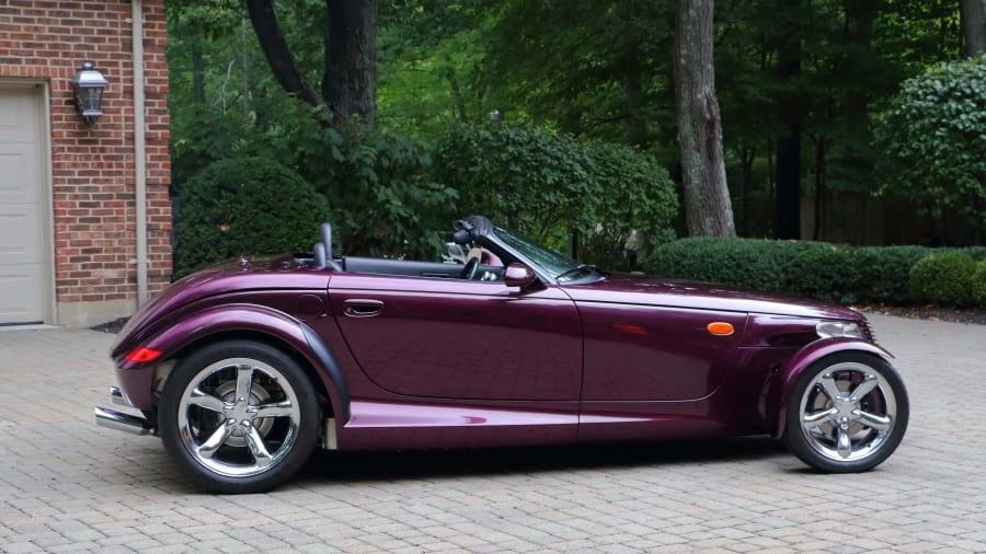 1999 Chrysler Prowler - Image 2 of 12
