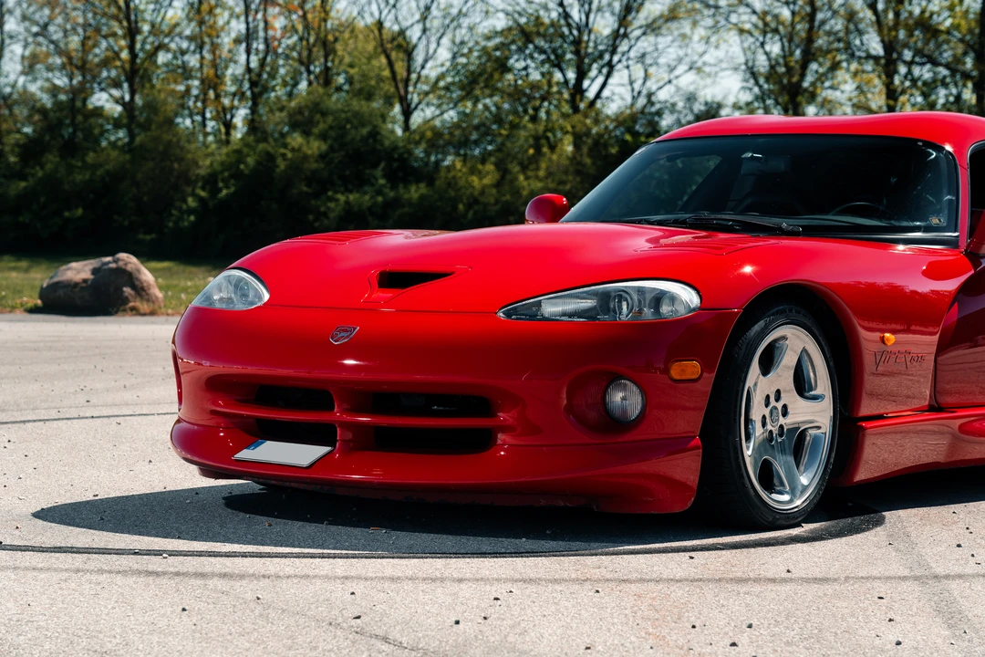1999 Dodge Viper GTS 2nd Gen - Image 18 of 31