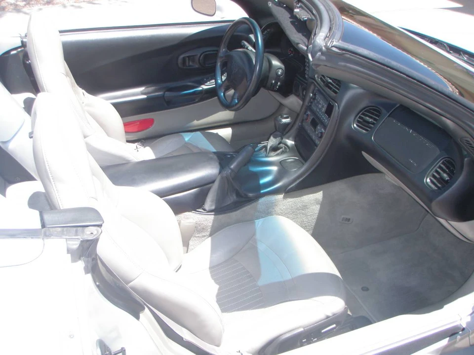 1999 Chevrolet Corvette C5 - Image 10 of 15