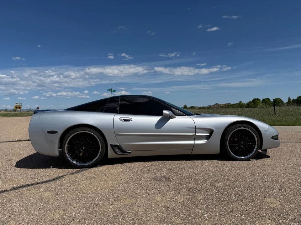 1999 Chevrolet Corvette C5 - Image 4 of 10
