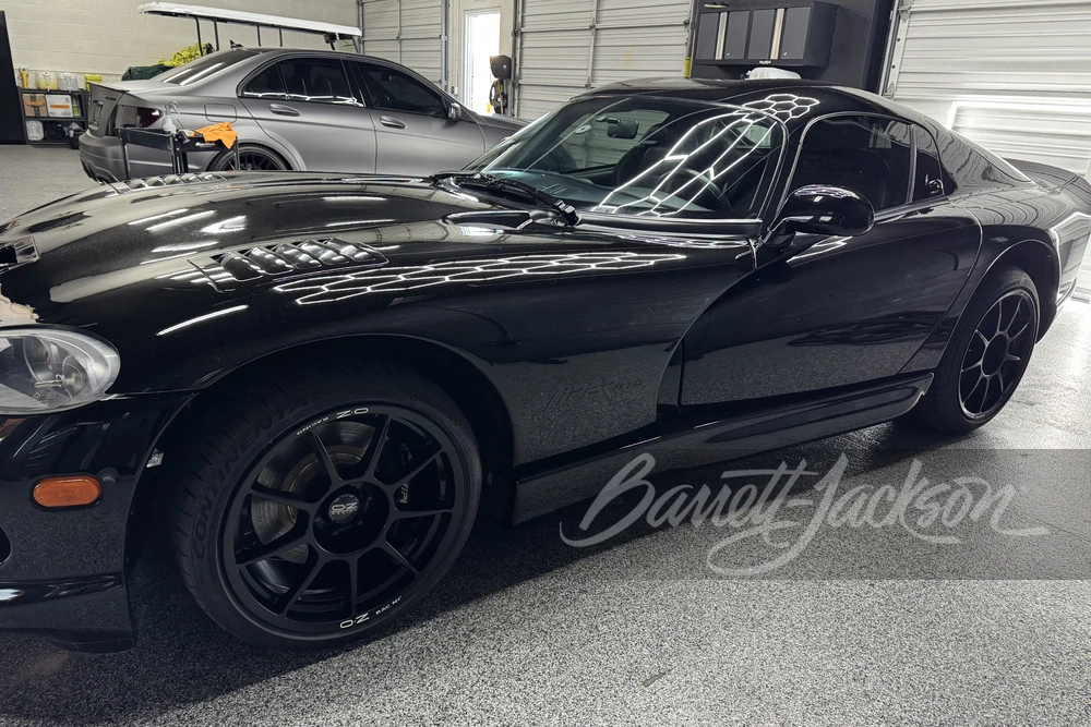 1999 Dodge Viper GTS 2nd Gen - Image 8 of 9