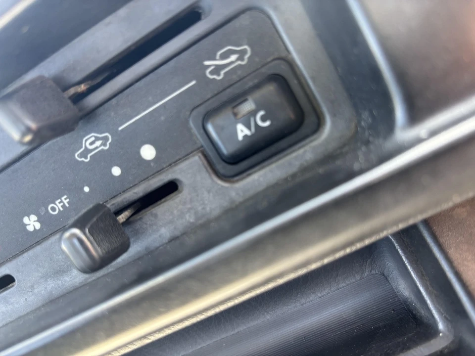 1999 Daihatsu Hijet - Image 3 of 21