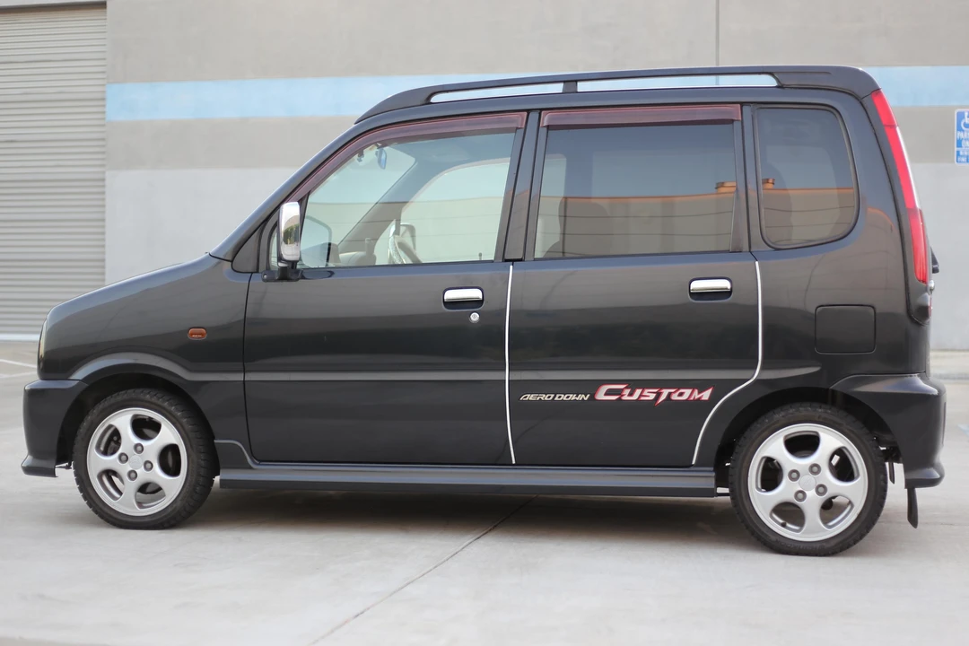 1999 Daihatsu - Image 3 of 6