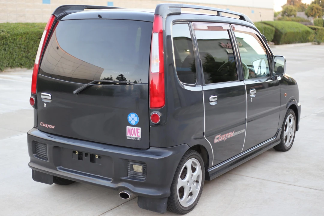 1999 Daihatsu - Image 4 of 6