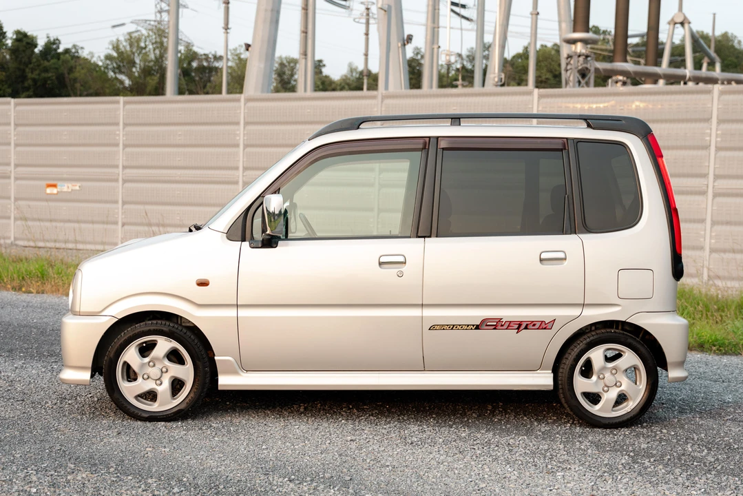 1990 Daihatsu - Image 8 of 31