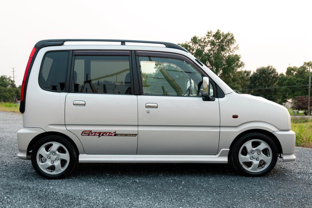 1990 Daihatsu - Image 3 of 31