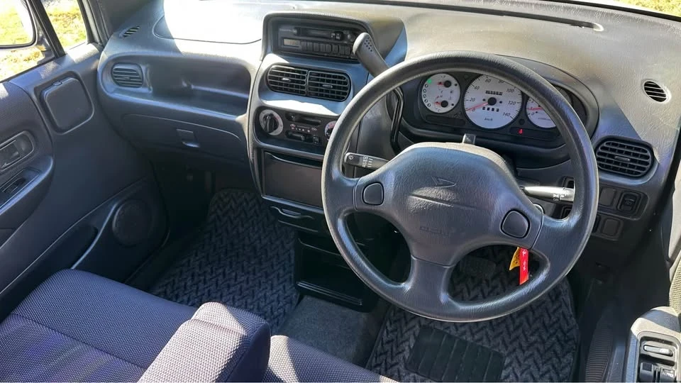1999 Daihatsu - Image 10 of 20