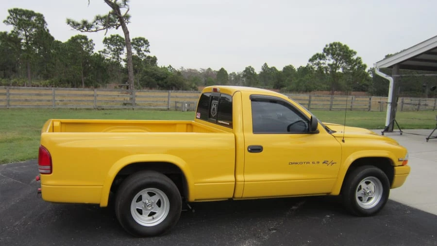 1999 Dodge Dakota 2nd Gen - Image 2 of 11
