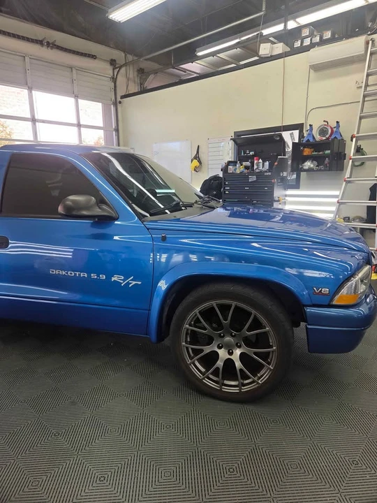 1999 Dodge Dakota 2nd Gen - Image 2 of 10