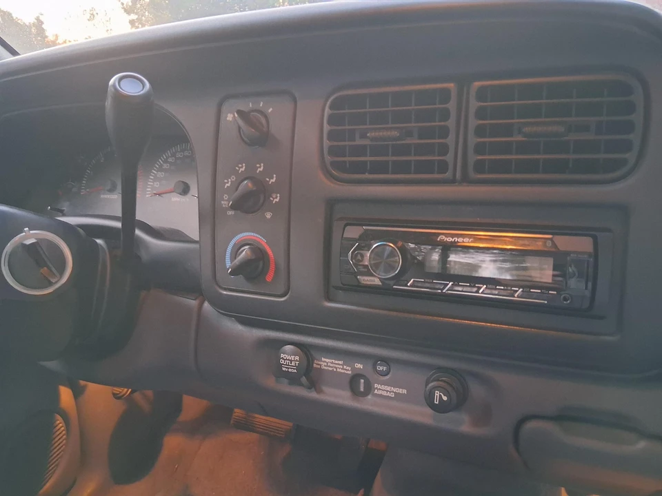 1999 Dodge Dakota 2nd Gen - Image 31 of 31