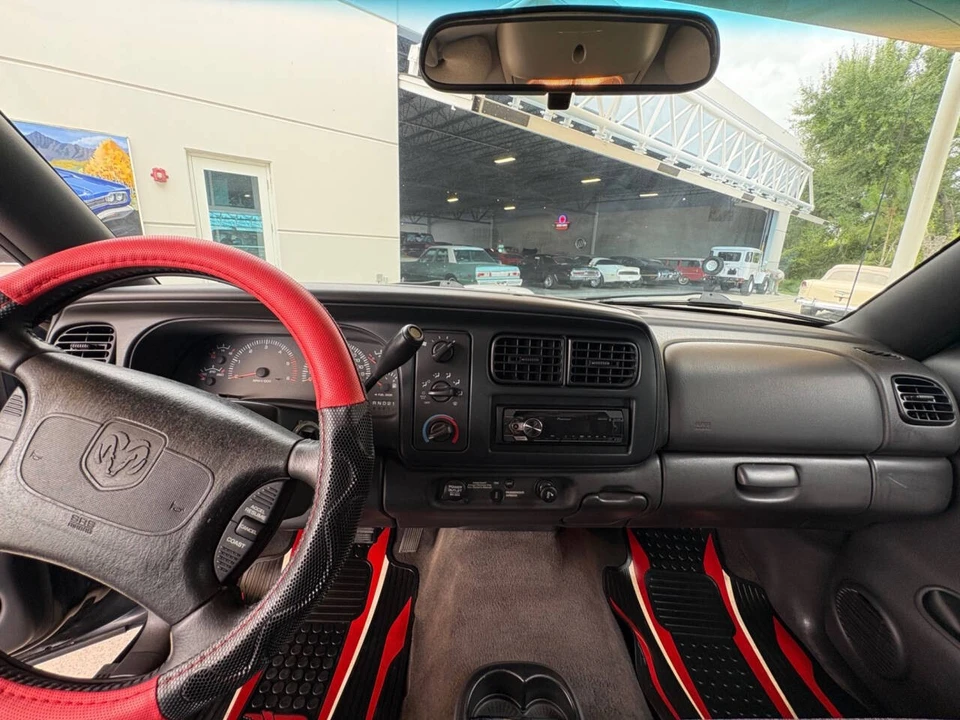1999 Dodge Dakota - Image 28 of 31