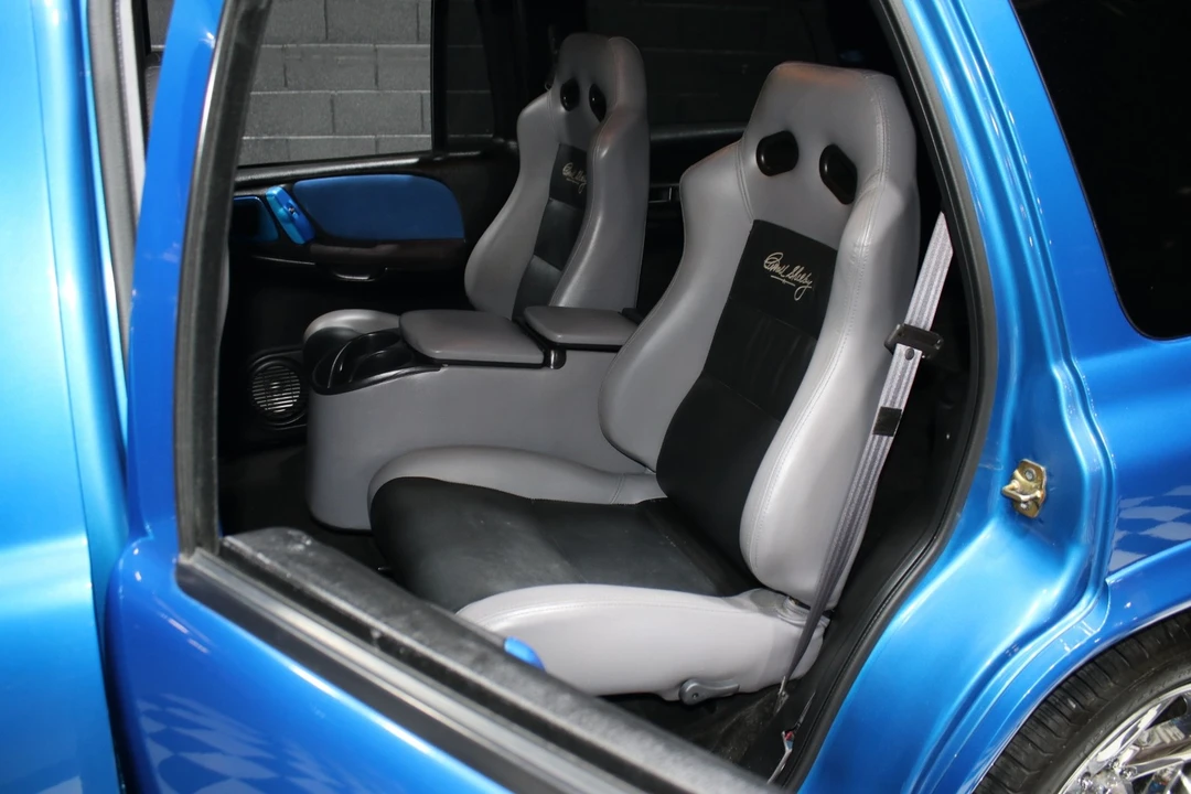 1999 Dodge Durango 1st Gen - Image 4 of 31