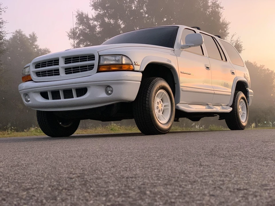 1999 Dodge Durango 1st Gen - Image 8 of 31