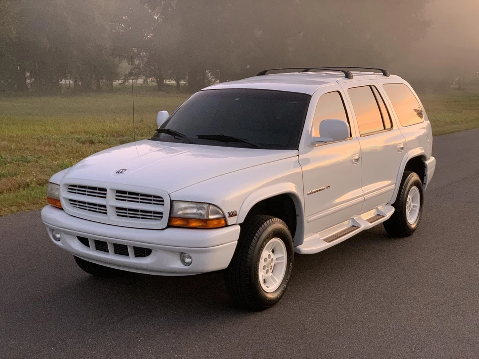 1999 Dodge Durango 1st Gen - Image 15 of 31