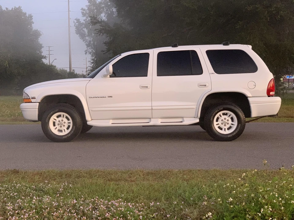 1999 Dodge Durango 1st Gen - Image 19 of 31