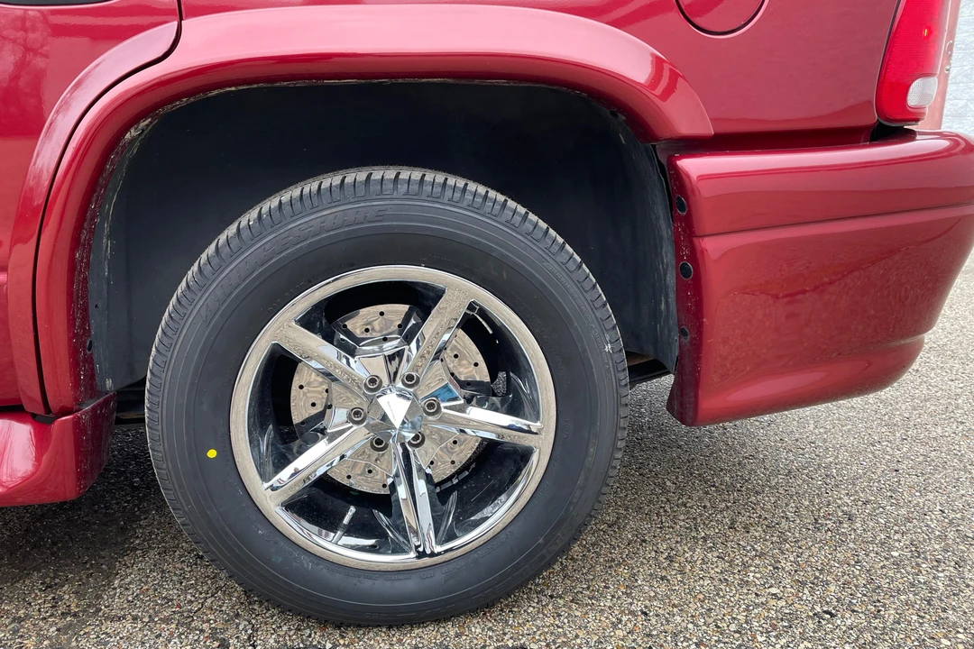 1999 Dodge Durango 1st Gen - Image 31 of 31