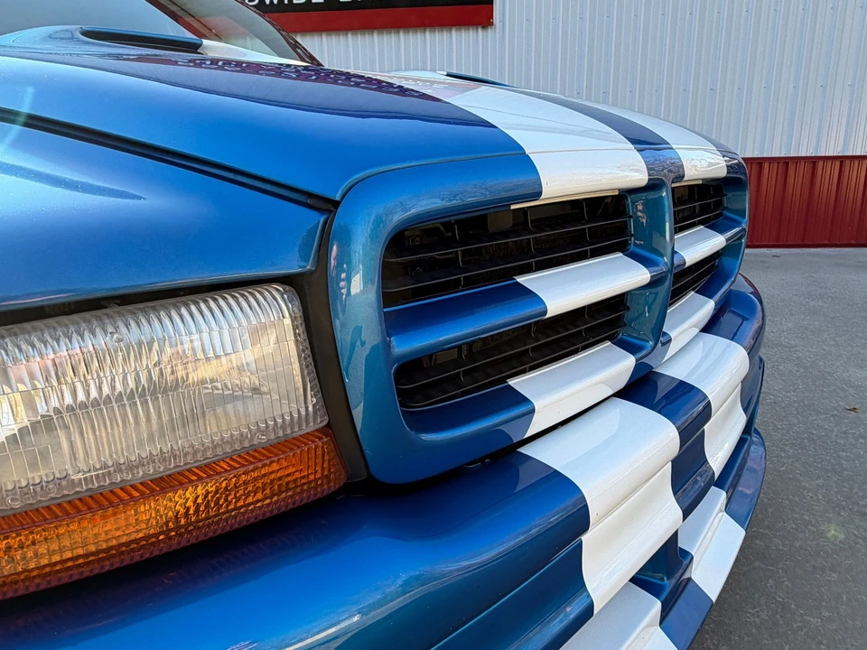 1999 Dodge Durango 1st Gen - Image 28 of 31