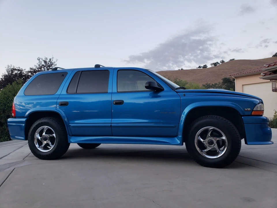 1999 Dodge Durango 1st Gen - Image 24 of 31