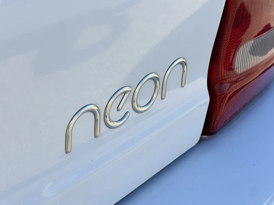 1999 Dodge Neon - Image 28 of 31