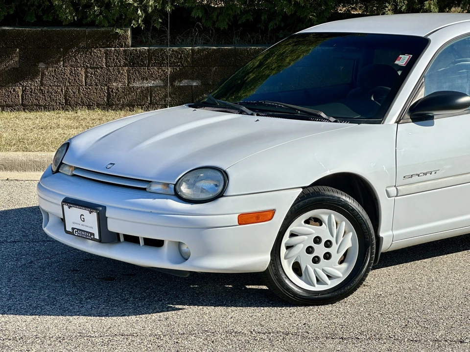 1999 Dodge Neon - Image 17 of 31