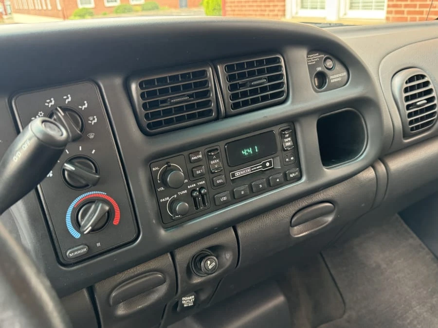 1999 Dodge Ram 2nd Gen - Image 8 of 11