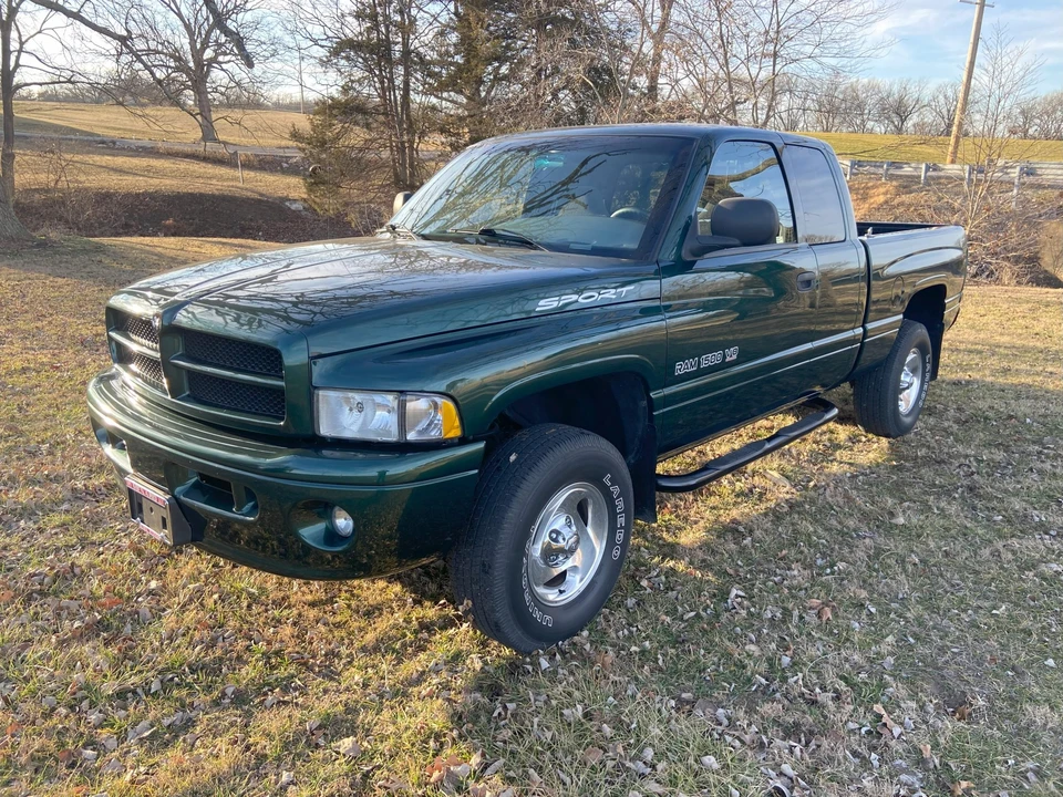 1999 Dodge Ram 2nd Gen - Image 2 of 31