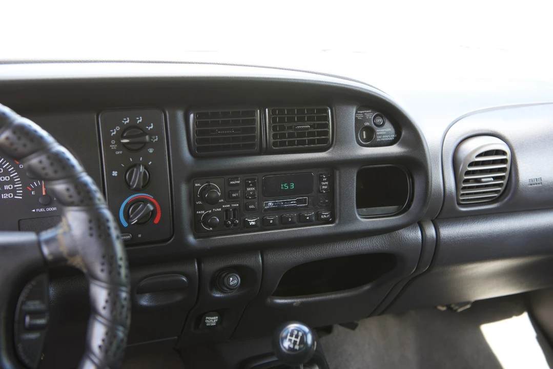 1999 Dodge Ram 2nd Gen - Image 19 of 30