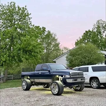 1999 Dodge Ram 2500 Laramie Pickup 4D 6 1/4 ft