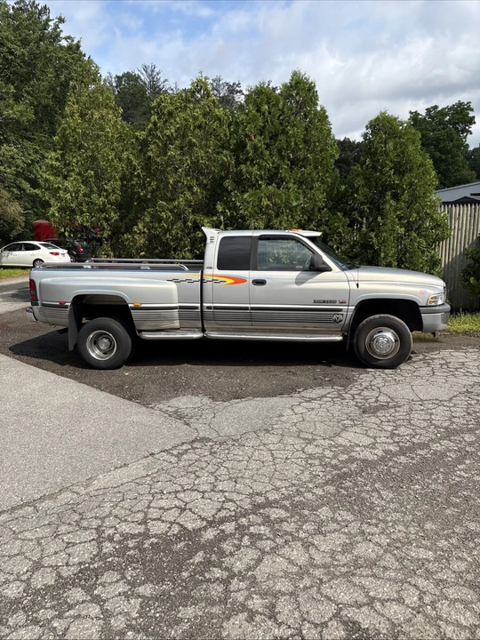 1999 Dodge Ram 2nd Gen - Image 2 of 9