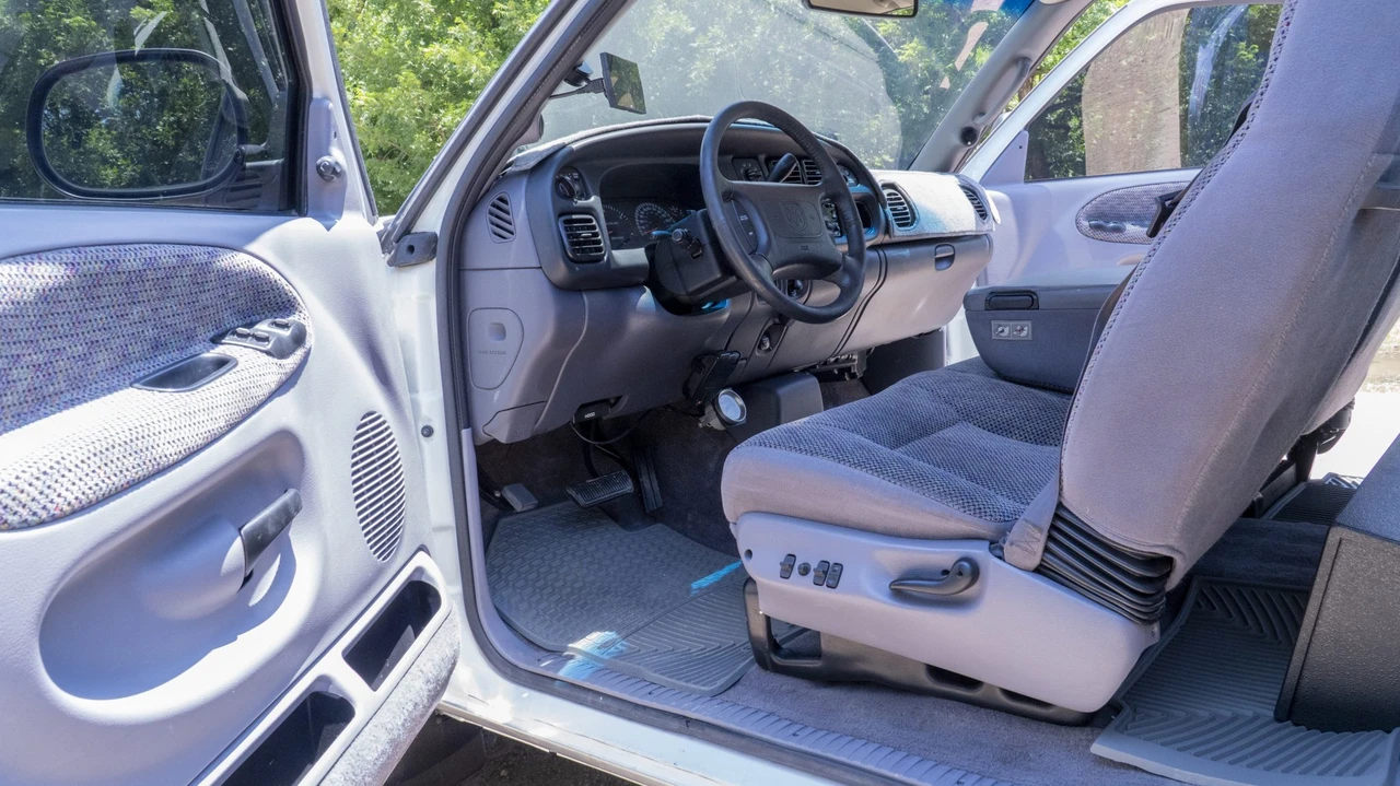 1999 Dodge Ram 2nd Gen - Image 27 of 31