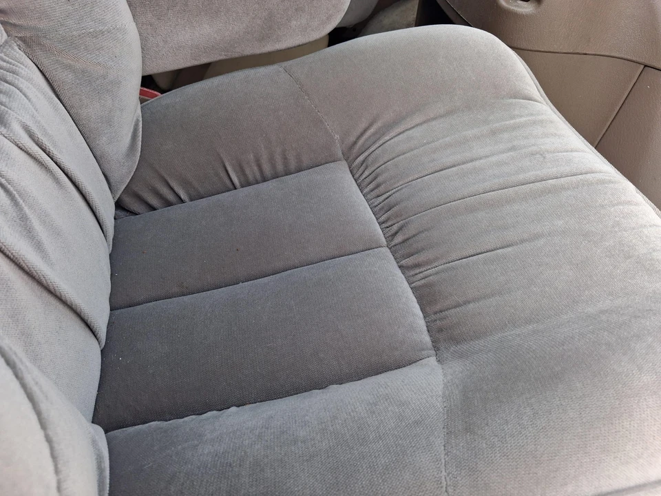 1999 Dodge Ram Van - Image 31 of 31