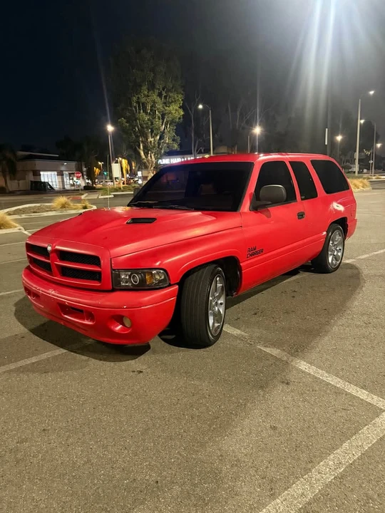 1999 Dodge Ramcharger - Image 3 of 6