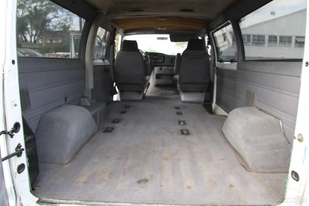 1999 Dodge Ram Van - Image 20 of 21