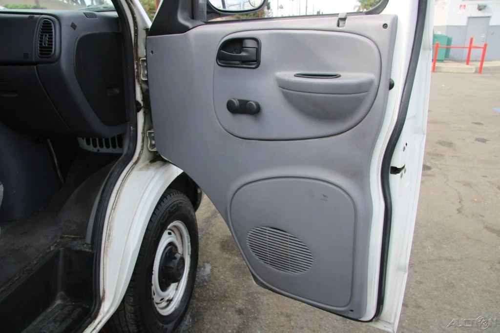 1999 Dodge Ram Van - Image 21 of 21