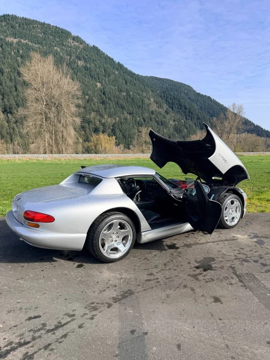 1999 Dodge Viper 2nd Gen - Image 8 of 14