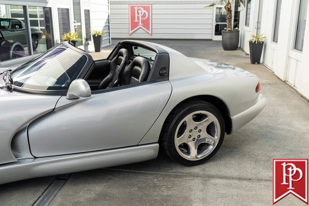 1999 Dodge Viper 2nd Gen - Image 4 of 21