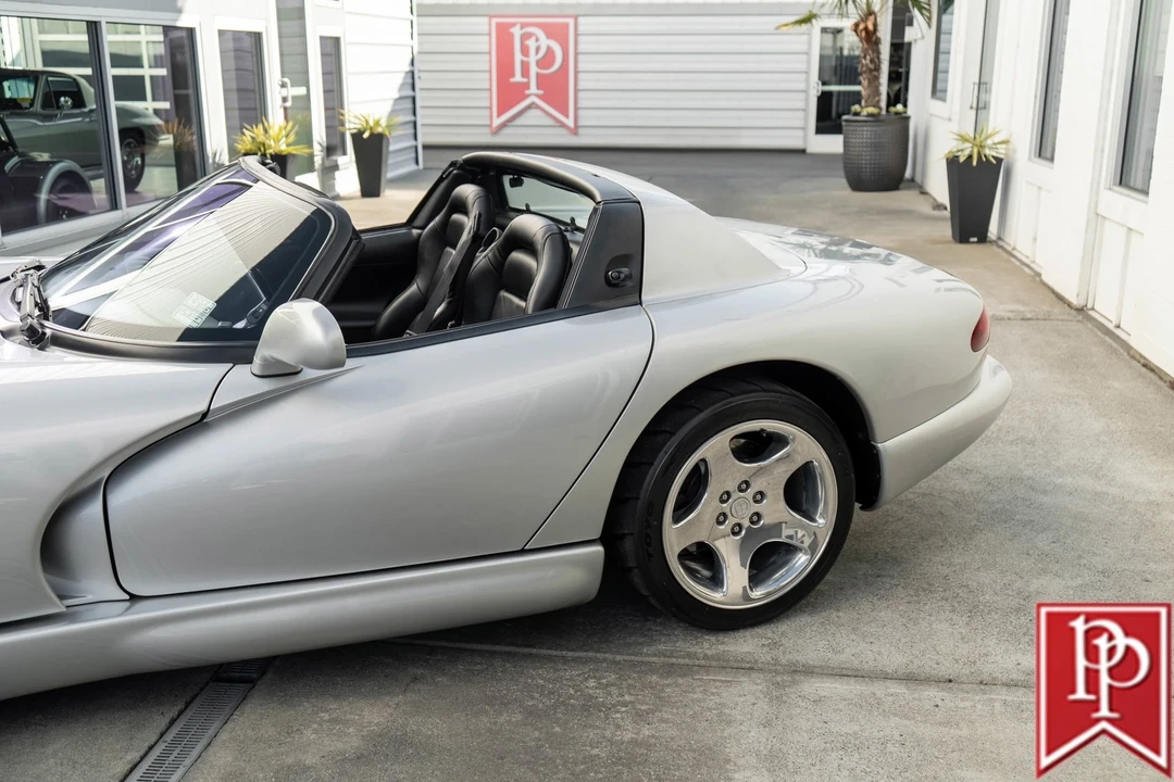 1999 Dodge Viper 2nd Gen - Image 4 of 21