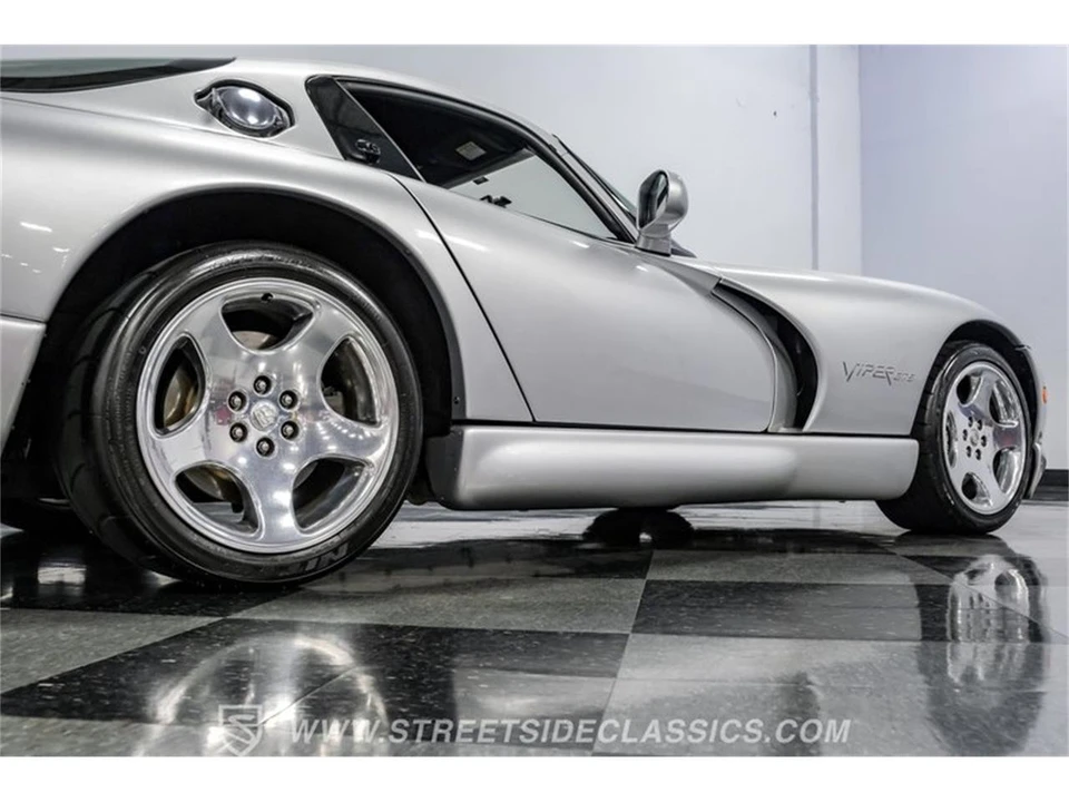 1999 Dodge Viper 2nd Gen - Image 28 of 31